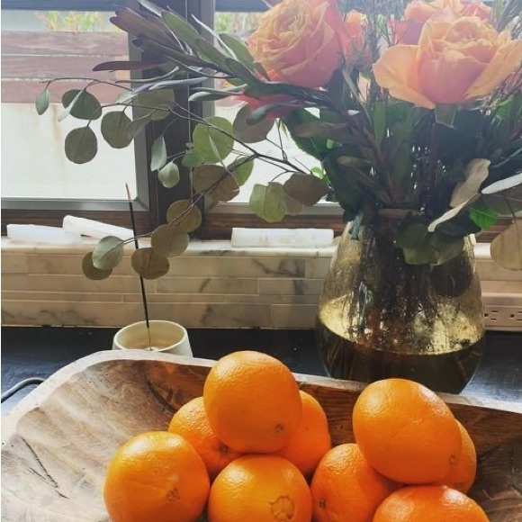 Meet your Posher, Abby Lane - Picture 2 of 2